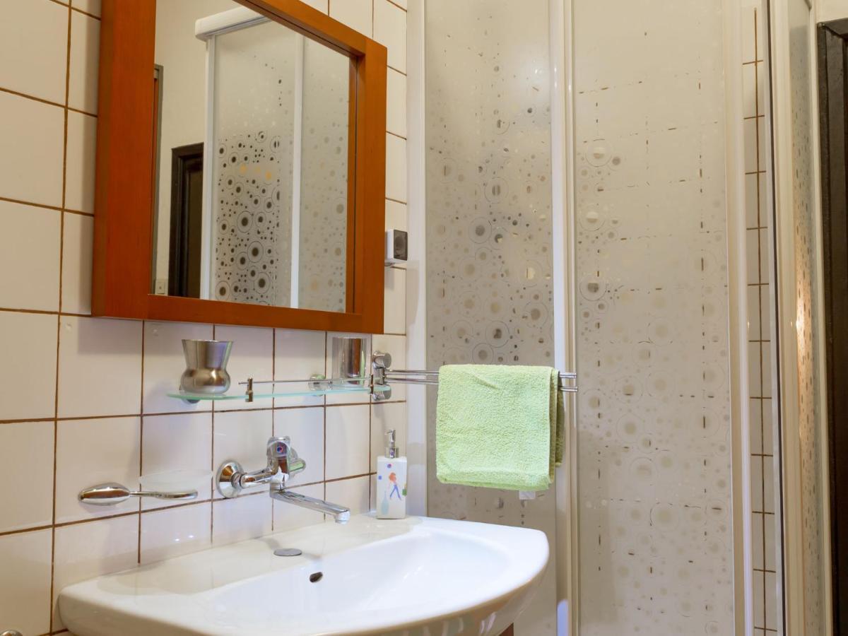 Lovely Apartment In Rusko With Pool Garden Дарлово Экстерьер фото